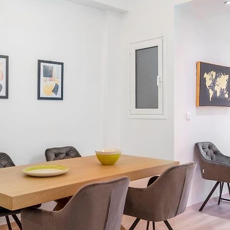 2 Bedroom Condo With Dream Balcony Афины Экстерьер фото